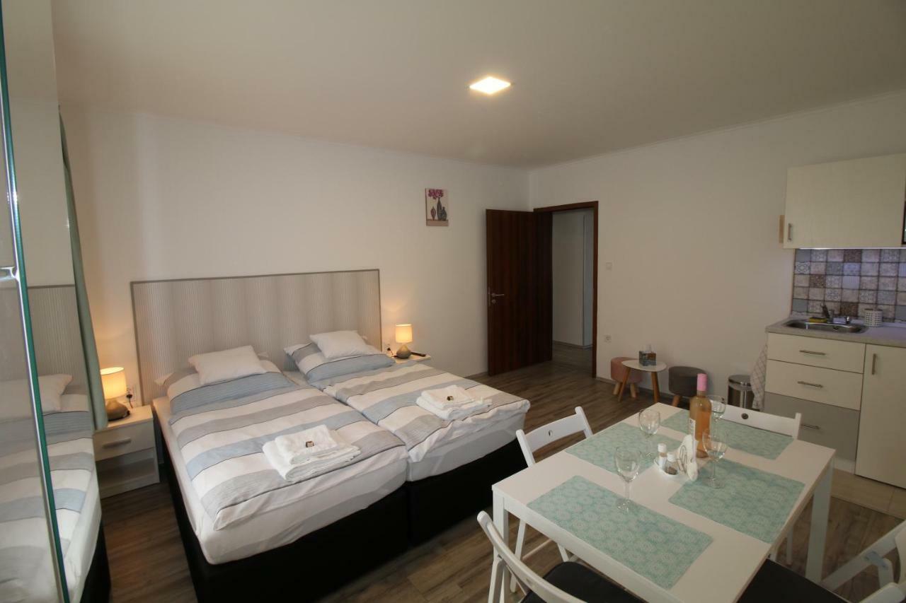 Szent Ivan Apartman เอ็กเกอร์ ภายนอก รูปภาพ