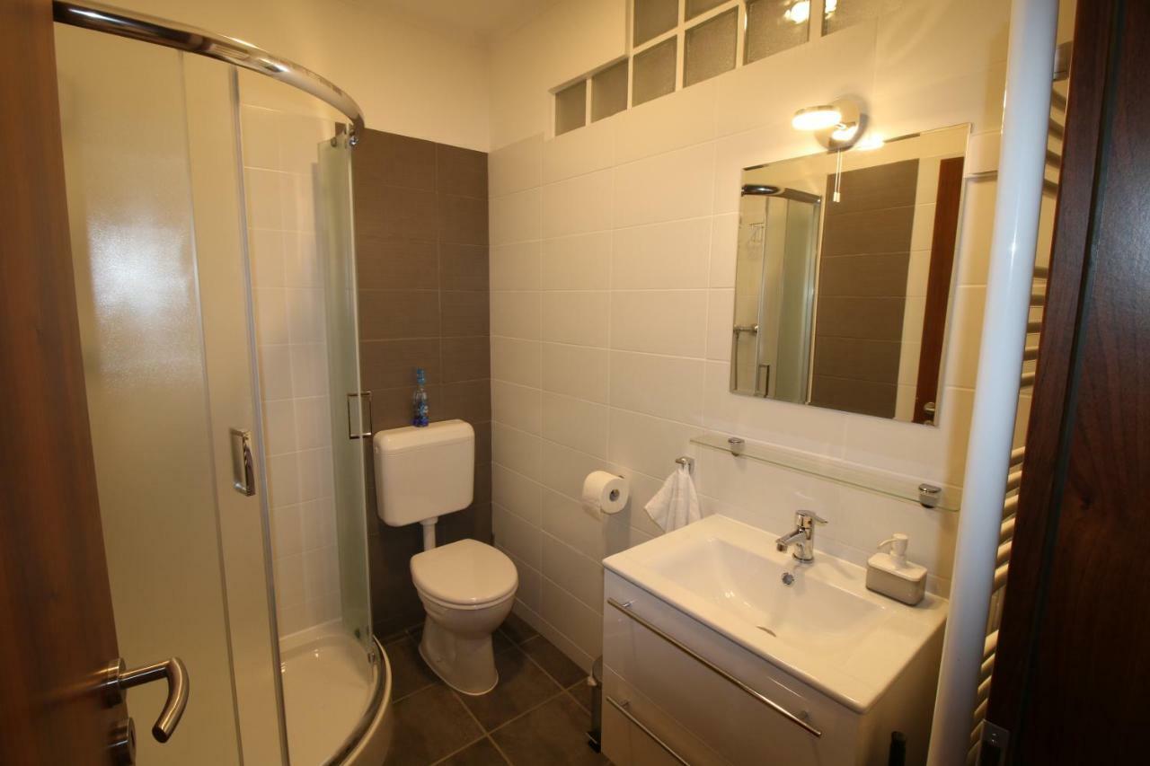 Szent Ivan Apartman เอ็กเกอร์ ภายนอก รูปภาพ