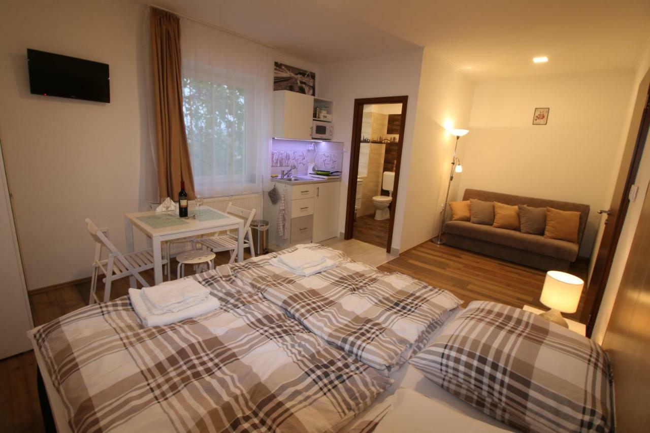 Szent Ivan Apartman เอ็กเกอร์ ภายนอก รูปภาพ